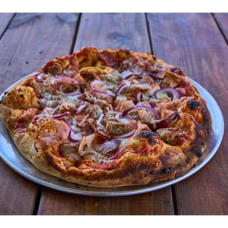 Hog 12 Pizza